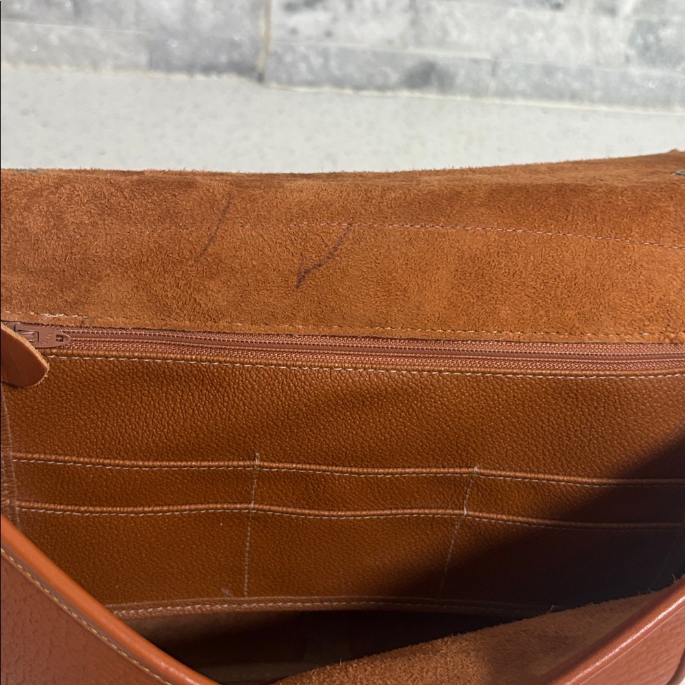 Dooney & Bourke Vintage All Weather Leather Pebbled Shoulder Bag Tan - Picture 11 of 16